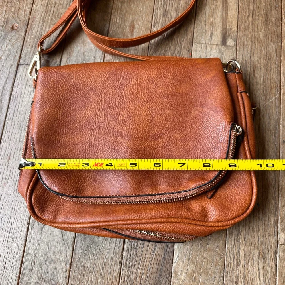 Vegan Leather Brown Crossbody Bag Womens Small Modern Casual Boho Minimalist‎